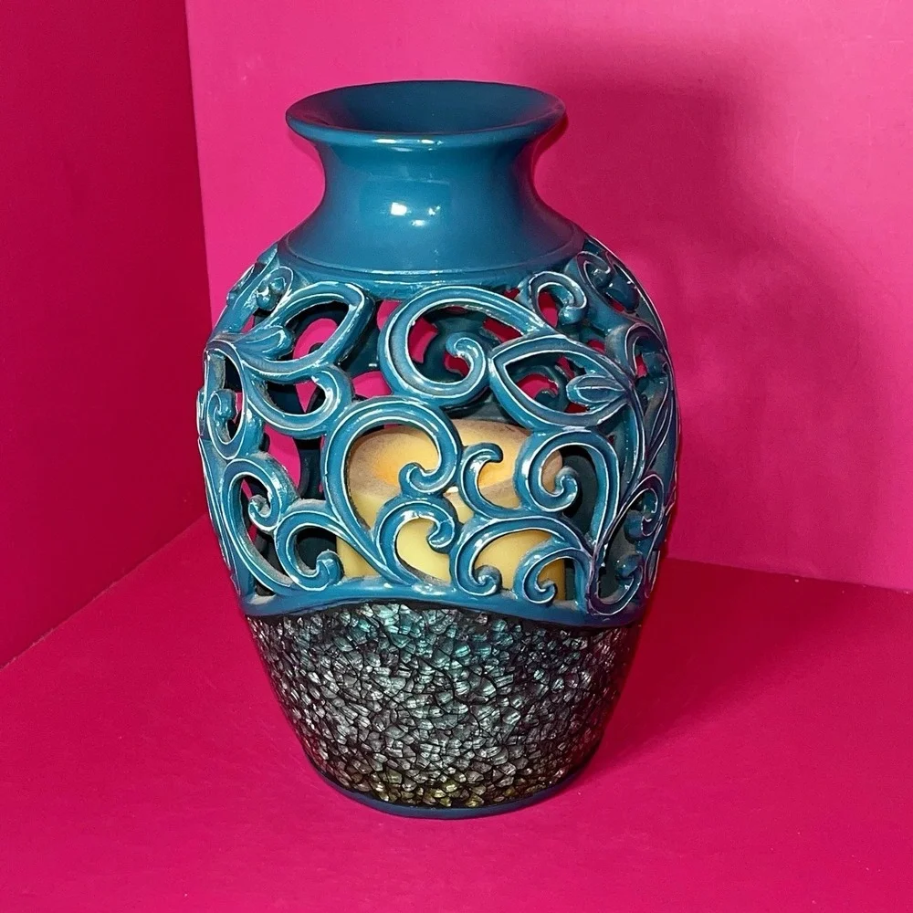 Teal Blue Flameless Flickering Candle Lamp 8.5